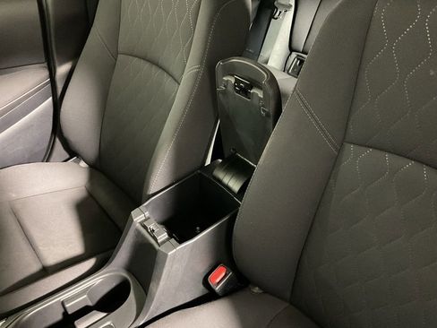 Used 2024 Toyota Corolla LE FWD image 28