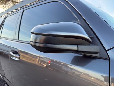 Used 2016 Toyota 4Runner SR5 image 9