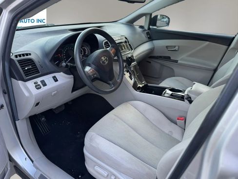 Used 2011 Toyota Venza w/ Convenience Pkg FWD image 11