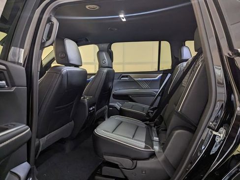 New 2026 GMC Acadia Denali w/ Super Cruise Package image 7