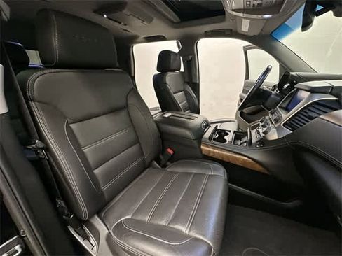 Used 2020 GMC Yukon Denali w/ Open Road Package image 25
