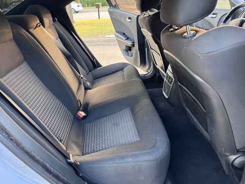 Used 2022 Dodge Charger R/T RWD image 17