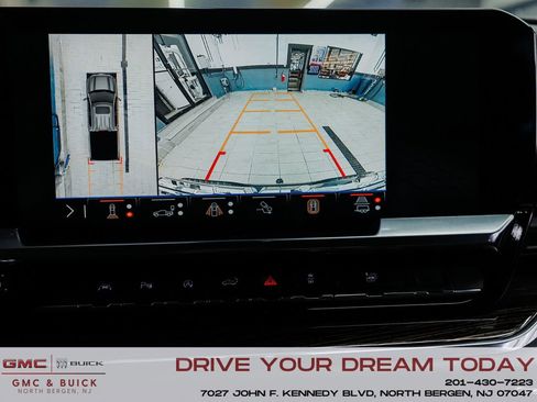 Used 2024 GMC Sierra 1500 Elevation w/ Elevation Premium Package image 19