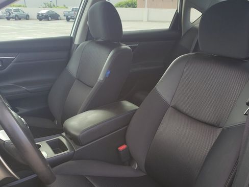 Used 2016 Nissan Altima 3.5 SR image 7