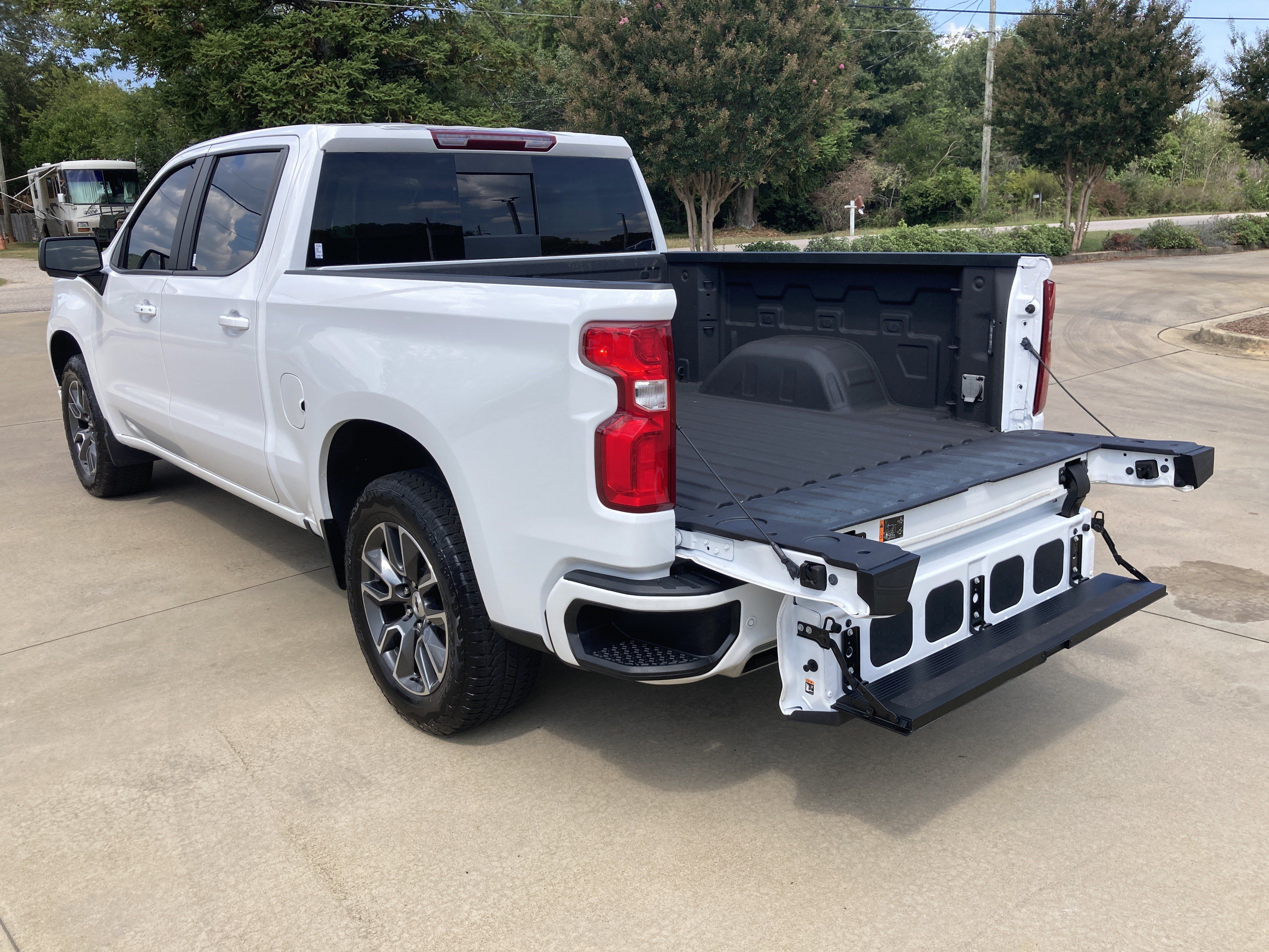 Certified 2024 Chevrolet Silverado 1500 RST w/ All Star Edition Plus AWD/4WD image 8