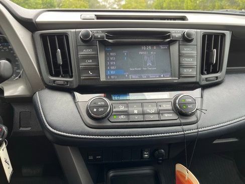 Used 2018 Toyota RAV4 XLE image 7