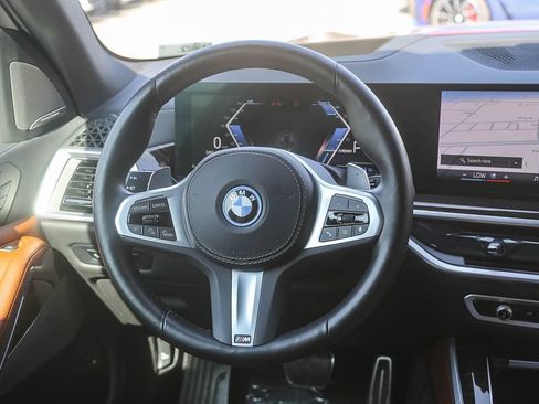 Used 2025 BMW X5 xDrive50e w/ Executive Package AWD/4WD image 11
