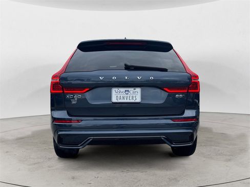 Certified 2025 Volvo XC60 B5 Plus image 4