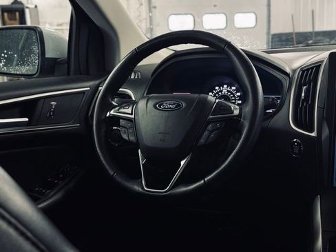 Used 2024 Ford Edge SEL image 22