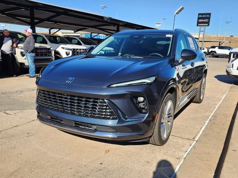 New 2026 Buick Envision Avenir image 8