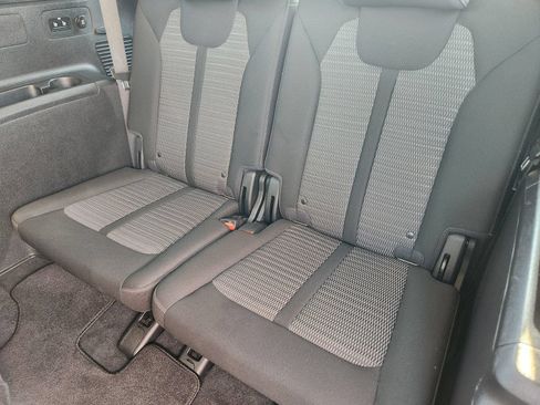Used 2023 Kia Sorento LX AWD/4WD image 40