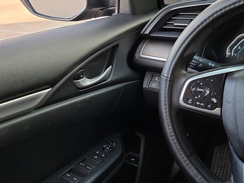 Used 2020 Honda Civic LX image 24