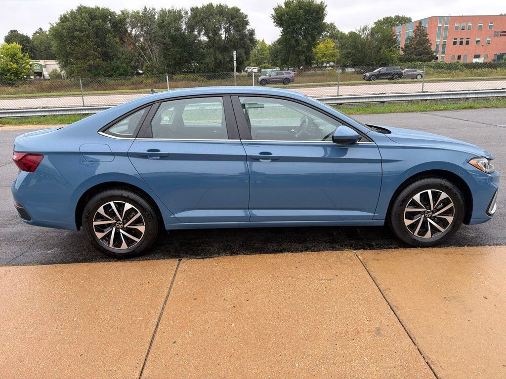 Certified 2026 Volkswagen Jetta S FWD image 10