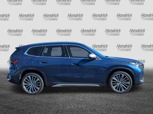 Used 2023 BMW X1 xDrive28i w/ Premium Package image 11