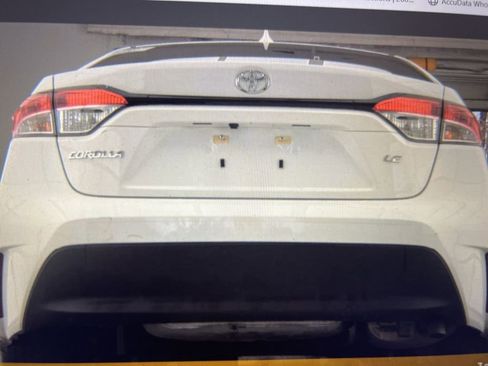 Used 2025 Toyota Corolla LE image 7