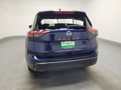 Used 2024 Nissan Rogue SV image 6