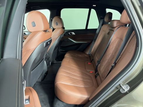 Certified 2024 BMW X5 xDrive40i w/ M Sport Package image 18