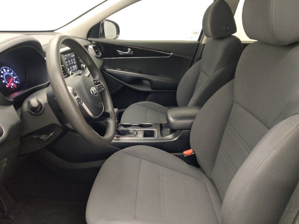 Used 2019 Kia Sorento L FWD image 17