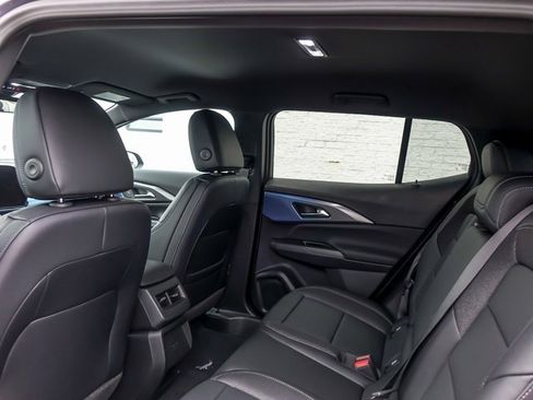 New 2026 Chevrolet Equinox EV LT image 15