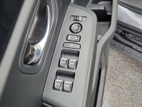 Certified 2025 Honda Pilot Touring image 22