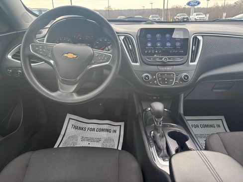 Used 2024 Chevrolet Malibu LT FWD image 14