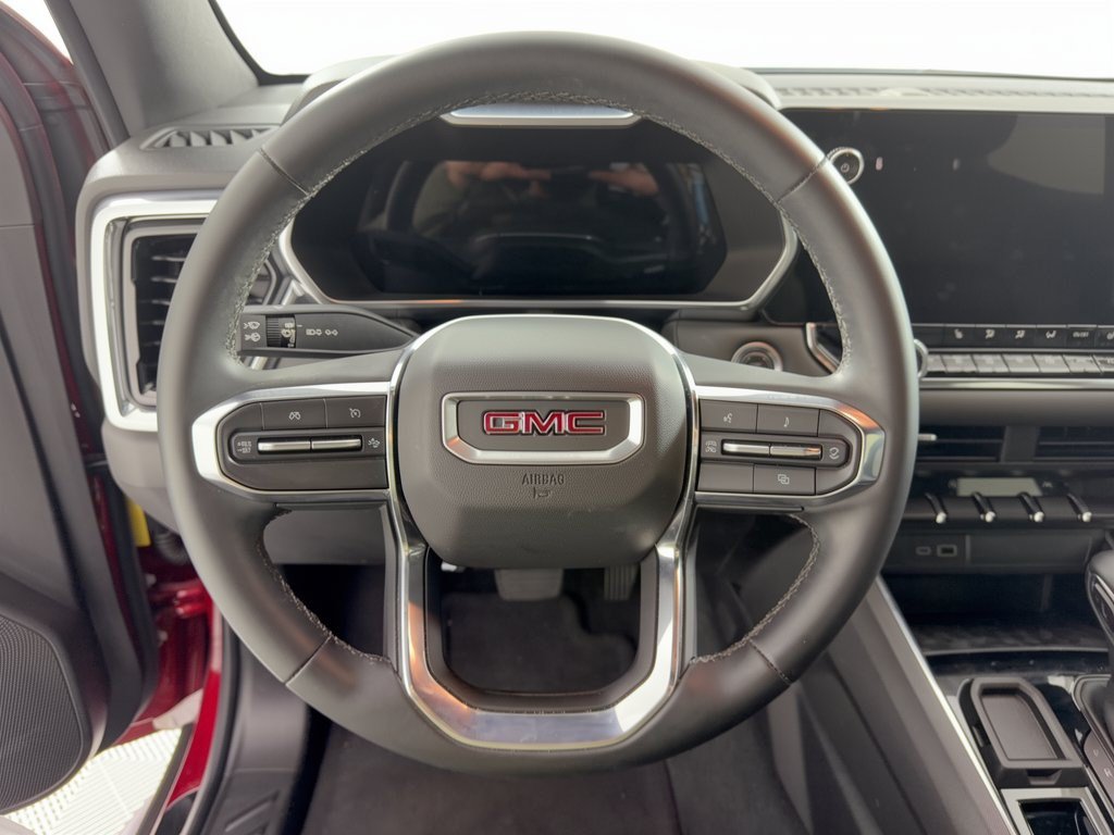 Used 2024 GMC Canyon Elevation w/ Elevation Premium Package RWD image 10
