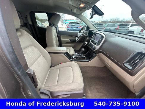 Used 2015 GMC Canyon SLE w/ SLE Convenience Package image 25