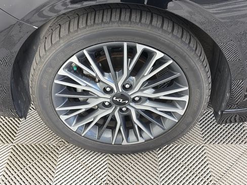 Used 2022 Kia Forte GT-Line w/ GT-Line Premium Package FWD image 8