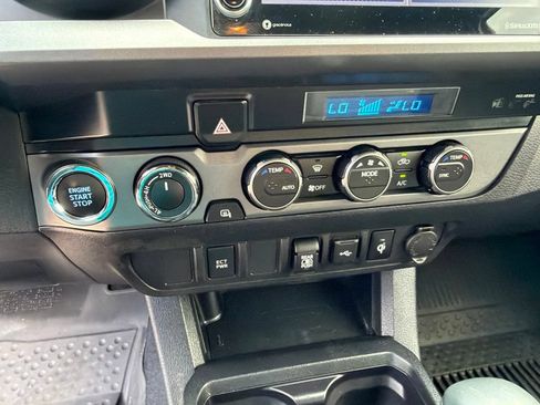 Used 2023 Toyota Tacoma TRD Sport AWD/4WD image 25