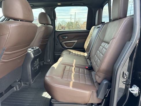 Used 2020 Nissan Titan Platinum Reserve w/ Moonroof Package image 31