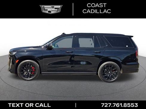 Used 2024 Cadillac Escalade Sport w/ LPO, ONYX Package AWD/4WD image 9