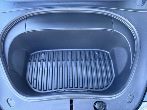 Used 2024 Tesla Model 3 Standard Range RWD image 12