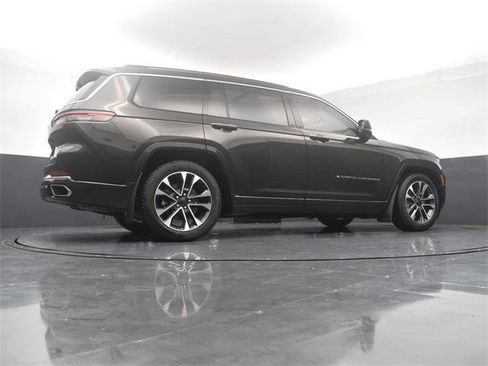 Certified 2022 Jeep Grand Cherokee L Overland w/ Luxury Tech Group IV image 23