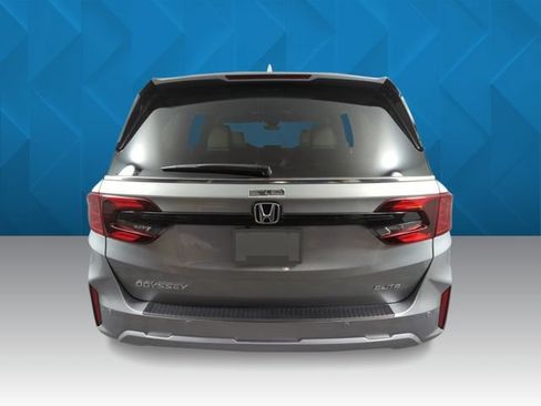 New 2026 Honda Odyssey Elite image 3