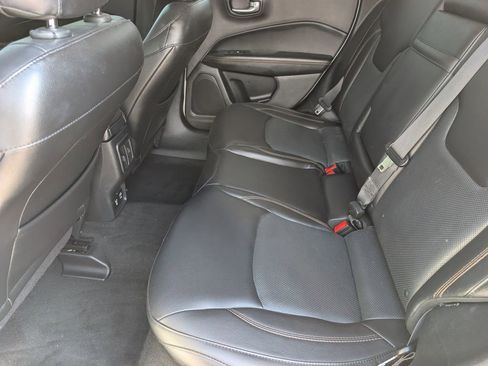 Used 2018 Jeep Compass Limited w/ Safe & Security Group AWD/4WD image 17