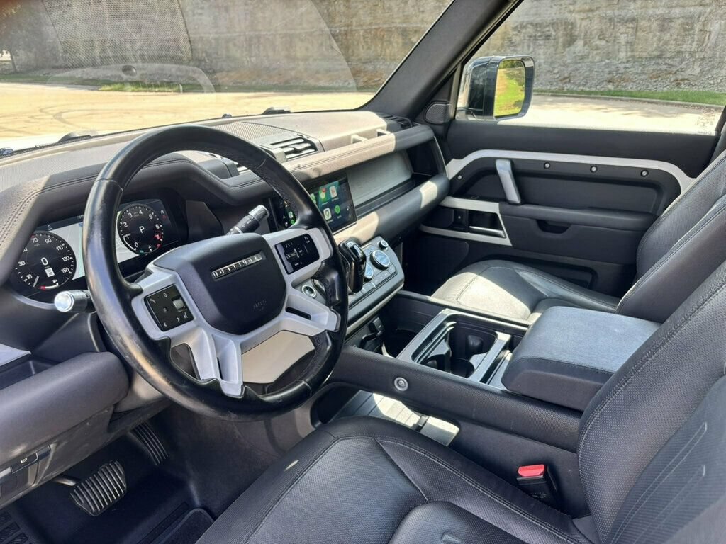 Used 2022 Land Rover Defender 110 X-Dynamic SE AWD/4WD image 10