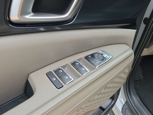 New 2027 Kia Carnival LX FWD image 21