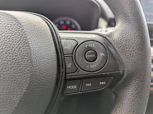 Used 2021 Toyota RAV4 XLE FWD image 14