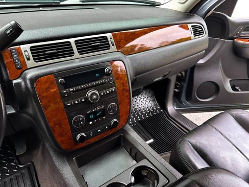 Used 2011 Chevrolet Silverado 1500 LTZ w/ LTZ Plus Package AWD/4WD image 24