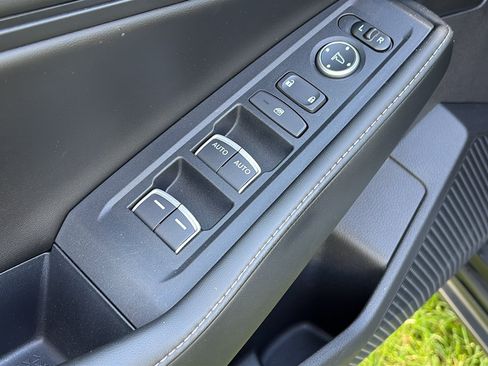 Used 2024 Honda Accord Sport image 9