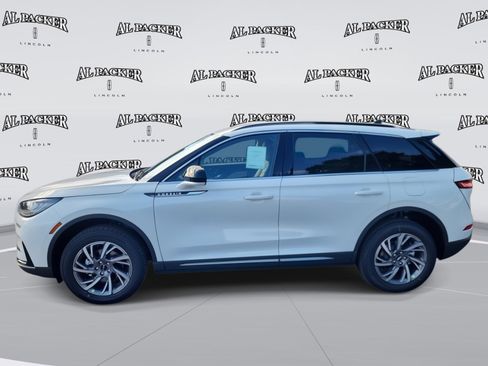 New 2026 Lincoln Corsair Premiere image 2