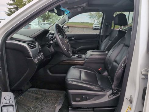 Used 2016 Chevrolet Suburban LT AWD/4WD image 4