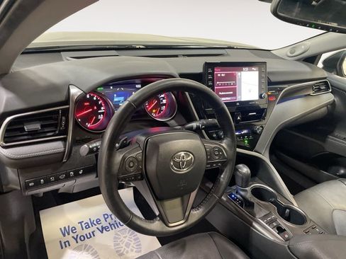 Used 2023 Toyota Camry XSE w/ Navigation Package image 18