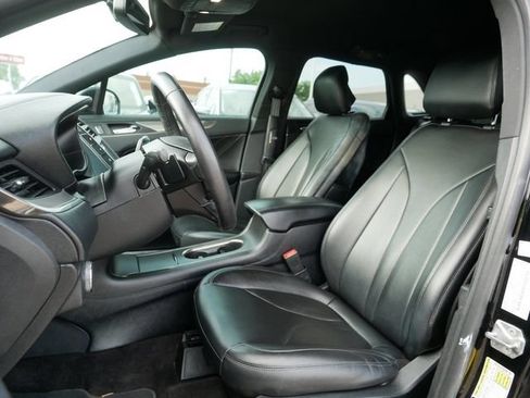 Used 2018 Lincoln MKC Premiere FWD image 15