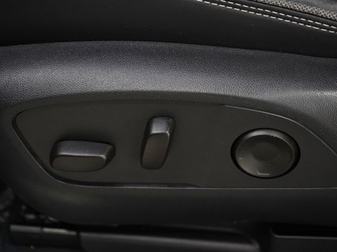 Used 2025 GMC Sierra EV Denali image 27