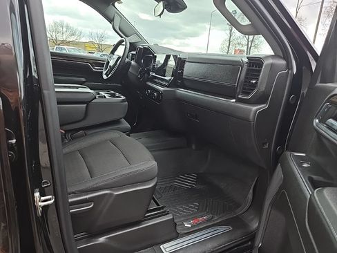 Used 2024 Chevrolet Silverado 1500 RST AWD/4WD image 30