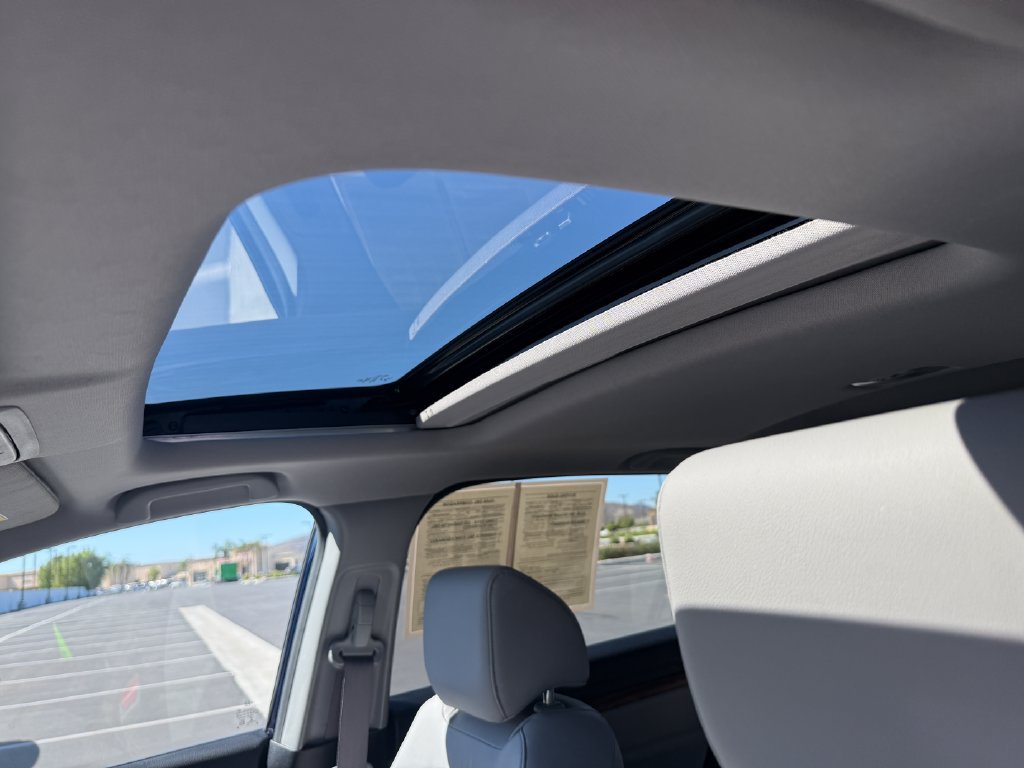 Used 2022 Honda CR-V Touring image 31