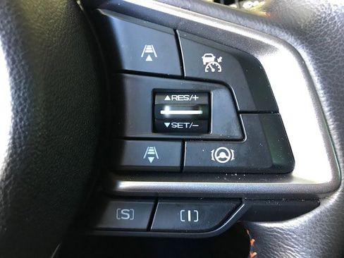 Certified 2023 Subaru Crosstrek 2.5i Limited w/ Moonroof Package image 19