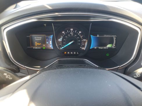 Used 2017 Ford Fusion S image 27