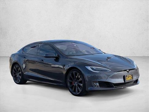 Used 2018 Tesla Model S P100D image 3